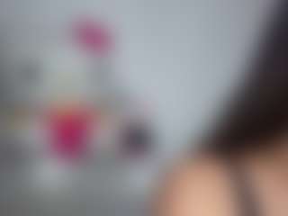 Lunita Chetcuti's Live Sex Cam Show