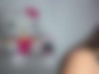 Lunita Chetcuti's Live Sex Cam Show