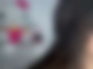 Lunita Chetcuti's Live Sex Cam Show