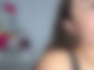 Lunita Chetcuti's Live Sex Cam Show