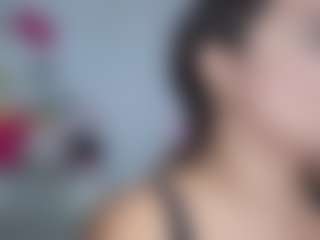 Lunita Chetcuti's Live Sex Cam Show