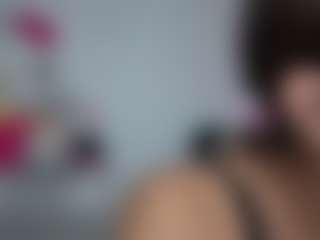 Lunita Chetcuti's Live Sex Cam Show