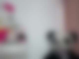 Lunita Chetcuti's Live Sex Cam Show