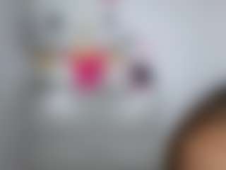 Lunita Chetcuti's Live Sex Cam Show