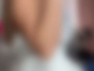 Lunita Chetcuti's Live Sex Cam Show
