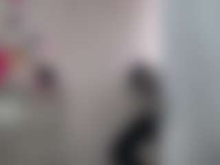 Lunita Chetcuti's Live Sex Cam Show