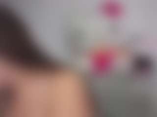 Lunita Chetcuti's Live Sex Cam Show