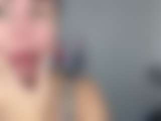 Lunita Chetcuti's Live Sex Cam Show