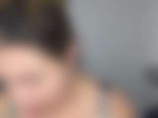 Lunita Chetcuti's Live Sex Cam Show