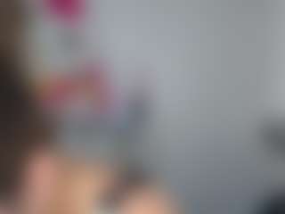 Lunita Chetcuti's Live Sex Cam Show