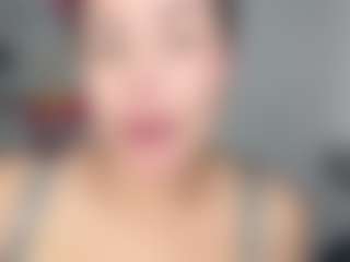 Lunita Chetcuti's Live Sex Cam Show