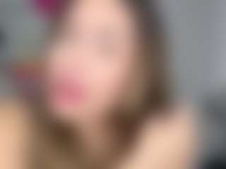 Lunita Chetcuti's Live Sex Cam Show