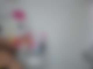 Lunita Chetcuti's Live Sex Cam Show