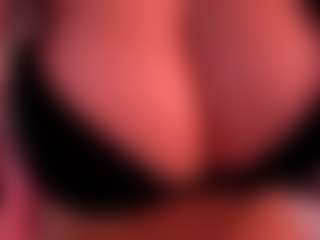 Lunita Chetcuti's Live Sex Cam Show