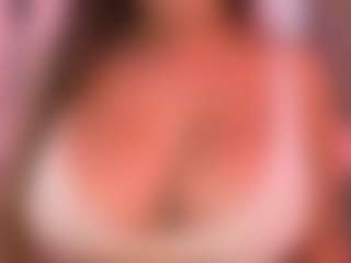 Lunita Chetcuti's Live Sex Cam Show
