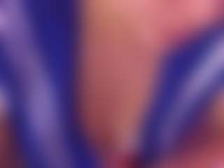 Live cam show with Lunita Chetcuti - Dildo Or Vibrator on nudelive.tv