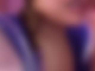 Lunita Chetcuti's Live Sex Cam Show