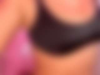 Lunita Chetcuti's Live Sex Cam Show
