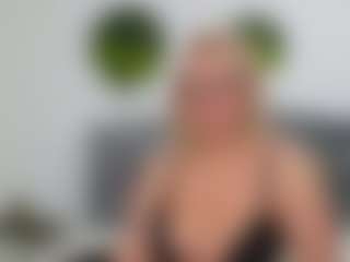 Live cam show with NathaliaNat - Mature on Porn Luv