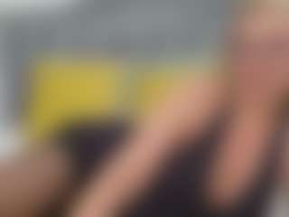 Live cam show with NathaliaNat - Highheels on xDating