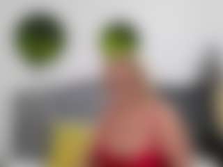 Live cam show with NathaliaNat - Lovense MILF on SquirtSoMuch