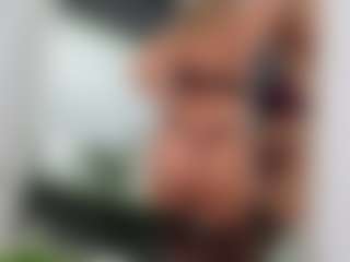 NathaliaNat MILF-Webcam-Darstellerin im Live-Stream