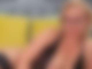 Live cam show with NathaliaNat - Butt Plug on Free Soda