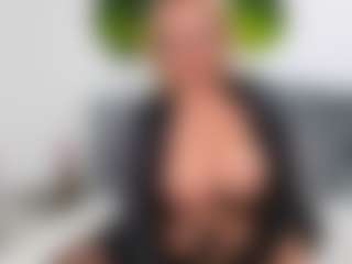 Live cam show with NathaliaNat - Handjob on Streamer API