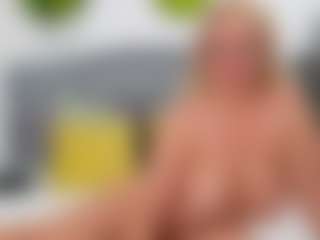 Live cam show with NathaliaNat - Striptease on Cam Slut