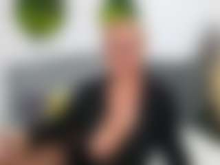 Live cam show with NathaliaNat - Wet on StripNow