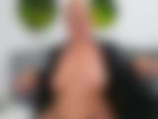 Live cam show with NathaliaNat - Blonde Hair Big Tits on Streamer API