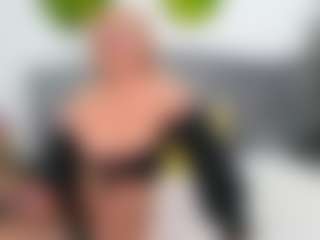 Live cam show with NathaliaNat - Spy MILF on SinfulBabes