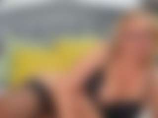 Live cam show with NathaliaNat - Brown Eyes MILF on Gym Cam Girls