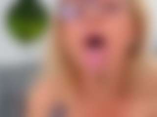 Live cam show with NathaliaNat - Erotic Dance on xfollow cams