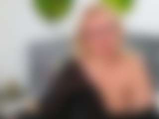Live cam show with NathaliaNat - Fingers on Ass Tok
