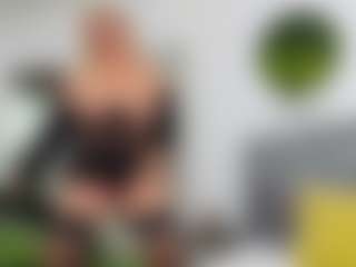 Live cam show with NathaliaNat - Shaved Pussy Mature on dropp.cam