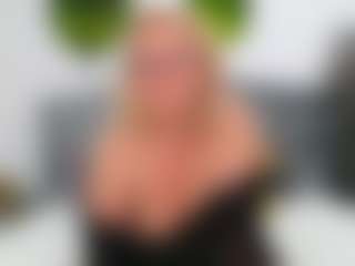 Live cam show with NathaliaNat - Dildo Or Vibrator on SmokeAndPoke