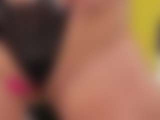 Live cam show with NathaliaNat - Strip Mature on SmokeAndPoke