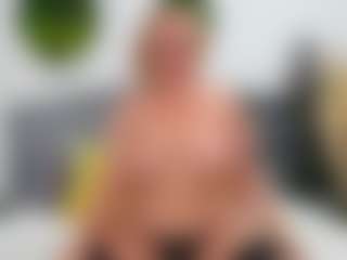 Live cam show with NathaliaNat - Spank Mature on mypornchat.com