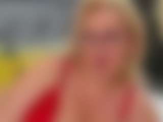 Live cam show with NathaliaNat - Gamer Mature on fuck-show.com