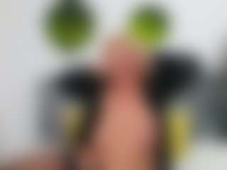 Live cam show with NathaliaNat - Mature MILF on luckytryst.com