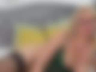 Live cam show with NathaliaNat - Deepthroat on Camsoda