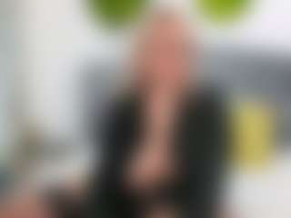 Live cam show with NathaliaNat - Strip MILF on https://playwithruby.com