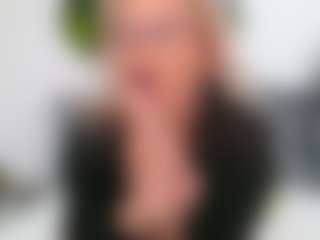 Live cam show with NathaliaNat - Amateur MILF on fuklive.com