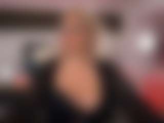 Live cam show with NathaliaNat - Erotic Dance on Dare Cams