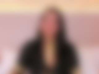 Live cam show with ZoePreston - Facial Piercings on Pornisteam.com