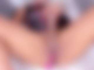 Live cam show with ZoePreston - Cute on CamClone