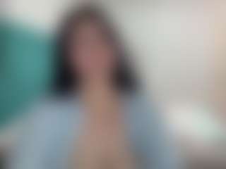 Live cam show with AmeliyaKim - Moaning on studioflirtlive.com