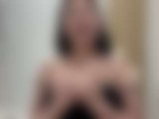 Live cam show with AmeliyaKim - Moaning on Camming Site