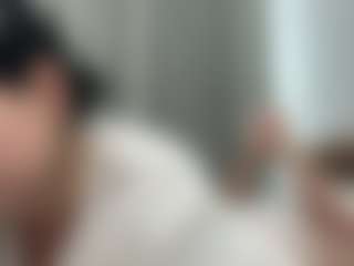 Live cam show with Kim - Big Nipples on xblisslive.com